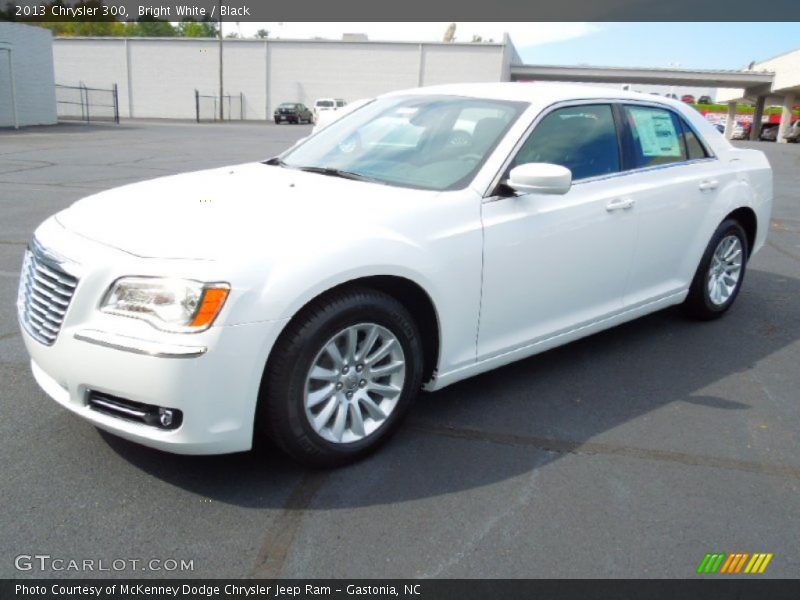 Bright White / Black 2013 Chrysler 300