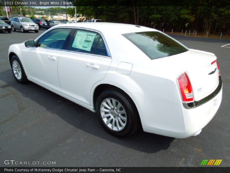 Bright White / Black 2013 Chrysler 300