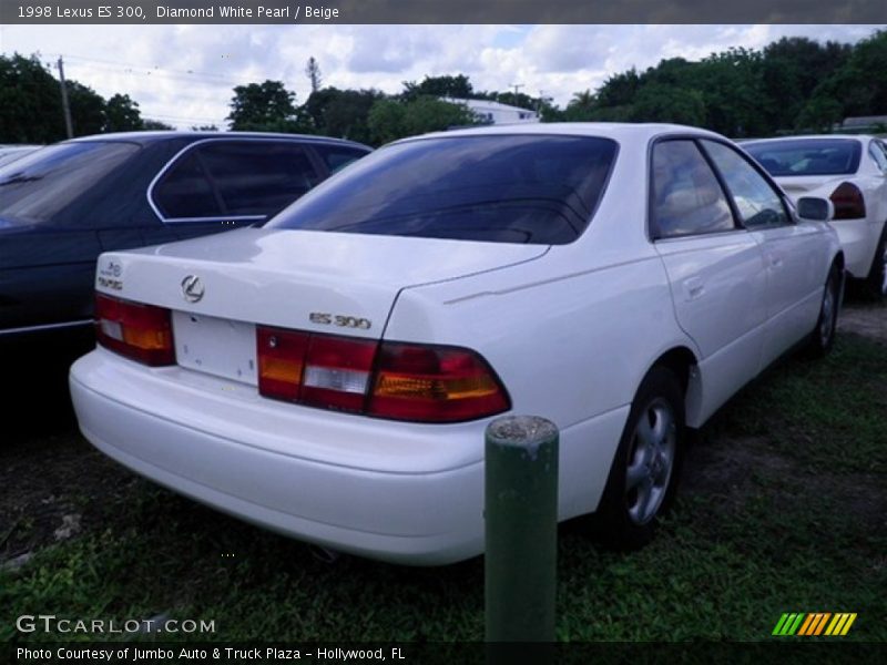 Diamond White Pearl / Beige 1998 Lexus ES 300