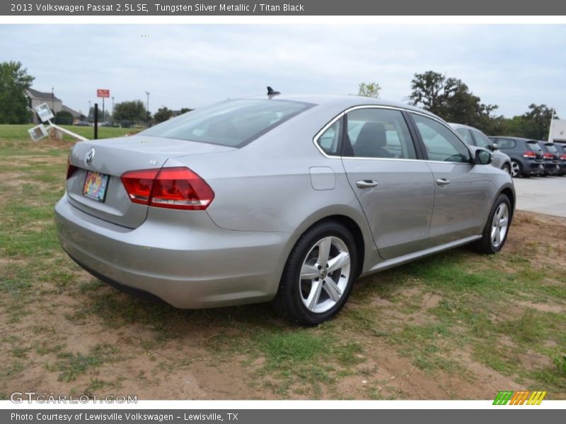Tungsten Silver Metallic / Titan Black 2013 Volkswagen Passat 2.5L SE
