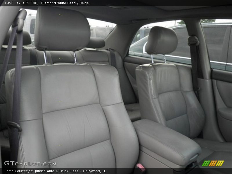 Diamond White Pearl / Beige 1998 Lexus ES 300