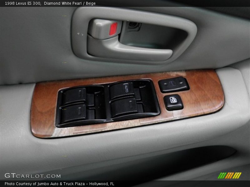 Diamond White Pearl / Beige 1998 Lexus ES 300