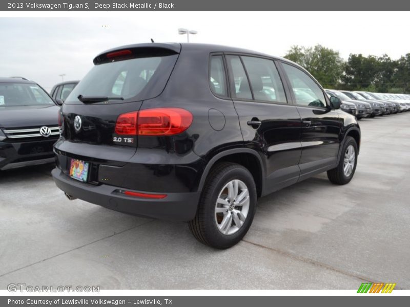 Deep Black Metallic / Black 2013 Volkswagen Tiguan S