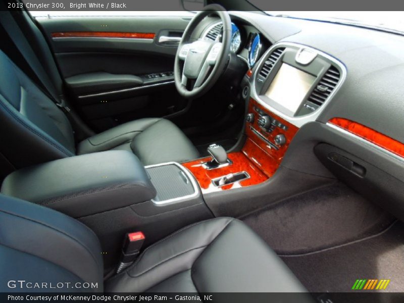 Bright White / Black 2013 Chrysler 300