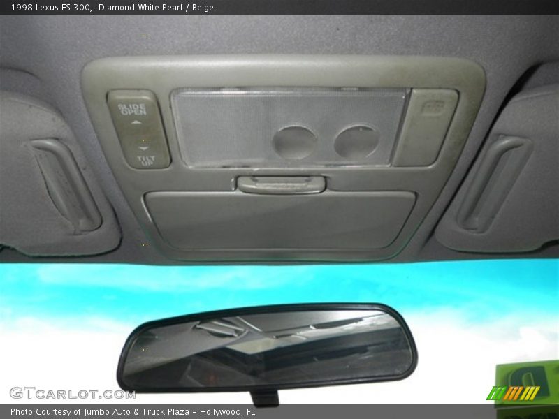 Diamond White Pearl / Beige 1998 Lexus ES 300
