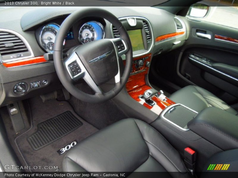 Bright White / Black 2013 Chrysler 300