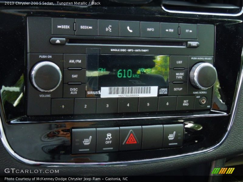 Audio System of 2013 200 S Sedan