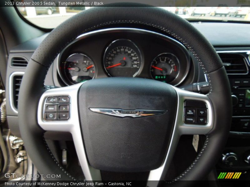  2013 200 S Sedan Steering Wheel