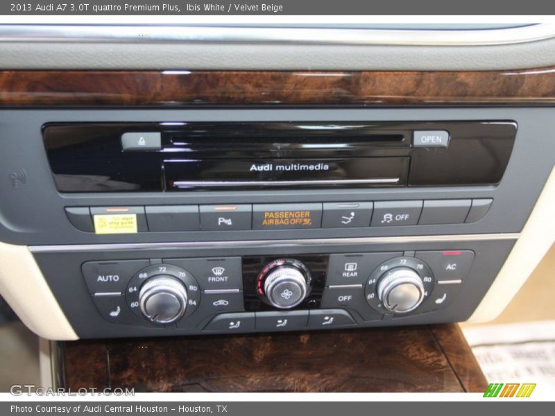 Controls of 2013 A7 3.0T quattro Premium Plus