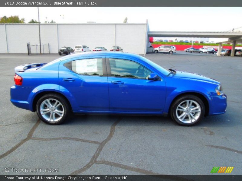 Blue Streak Pearl / Black 2013 Dodge Avenger SXT