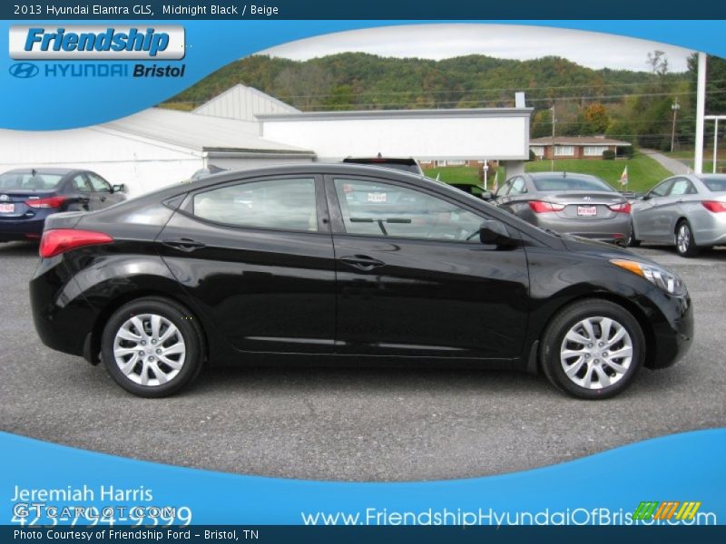 Midnight Black / Beige 2013 Hyundai Elantra GLS
