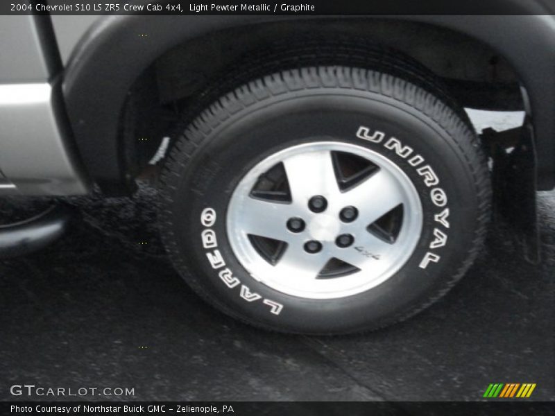 Light Pewter Metallic / Graphite 2004 Chevrolet S10 LS ZR5 Crew Cab 4x4