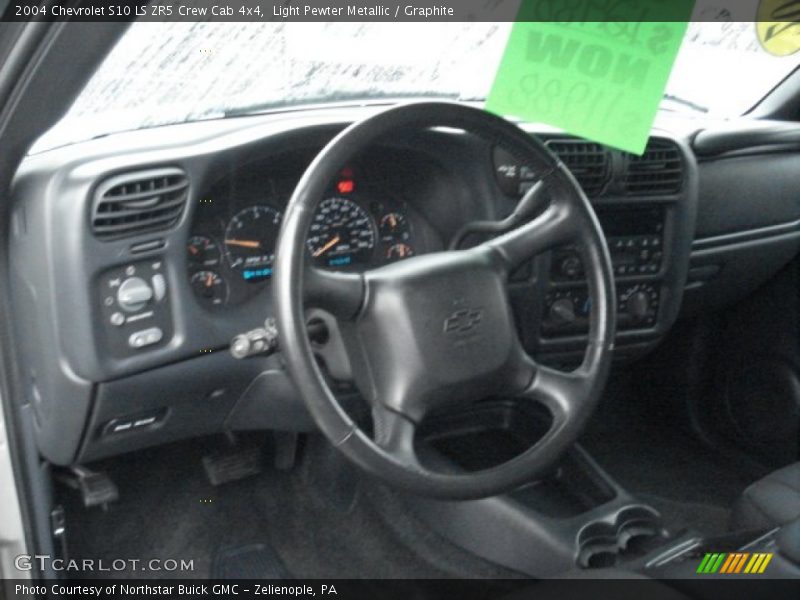 Light Pewter Metallic / Graphite 2004 Chevrolet S10 LS ZR5 Crew Cab 4x4