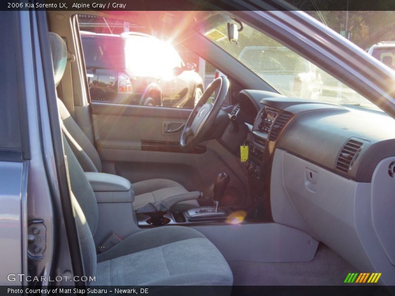 Alpine Gray / Gray 2006 Kia Sorento LX