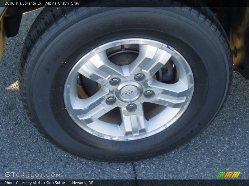 Alpine Gray / Gray 2006 Kia Sorento LX