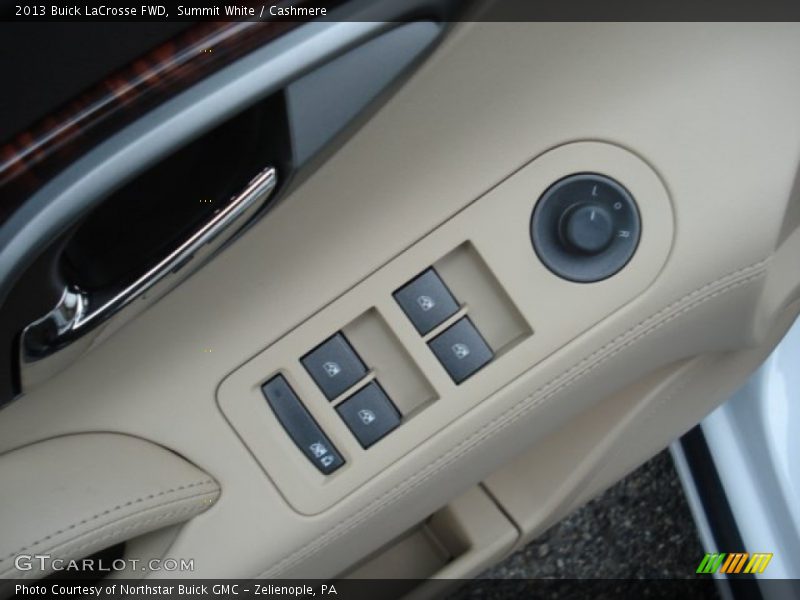 Summit White / Cashmere 2013 Buick LaCrosse FWD