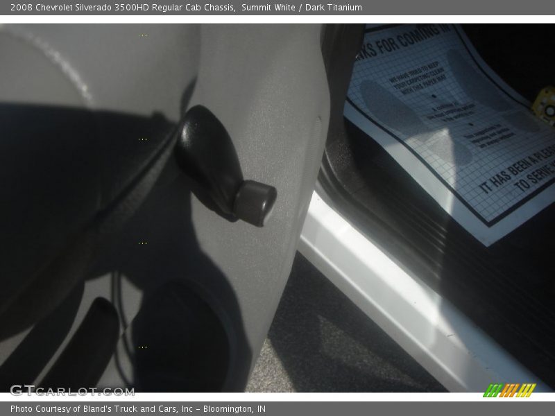 Summit White / Dark Titanium 2008 Chevrolet Silverado 3500HD Regular Cab Chassis