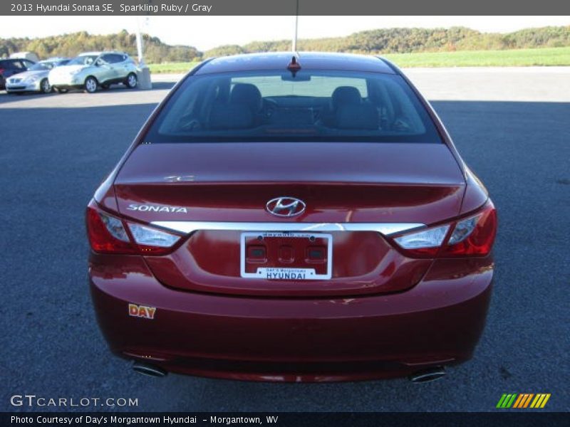 Sparkling Ruby / Gray 2013 Hyundai Sonata SE