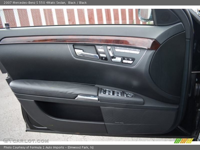 Black / Black 2007 Mercedes-Benz S 550 4Matic Sedan