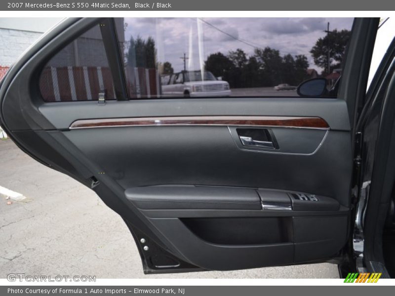 Black / Black 2007 Mercedes-Benz S 550 4Matic Sedan