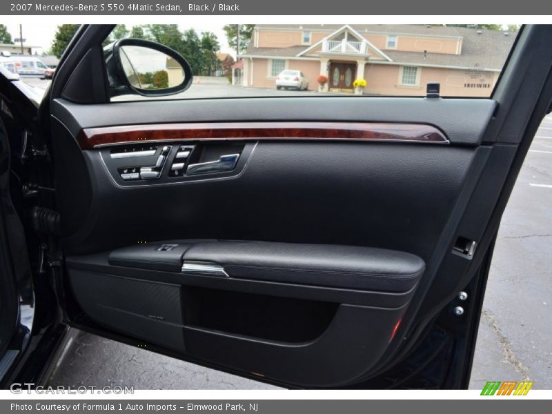 Black / Black 2007 Mercedes-Benz S 550 4Matic Sedan