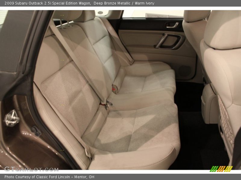 Deep Bronze Metallic / Warm Ivory 2009 Subaru Outback 2.5i Special Edition Wagon