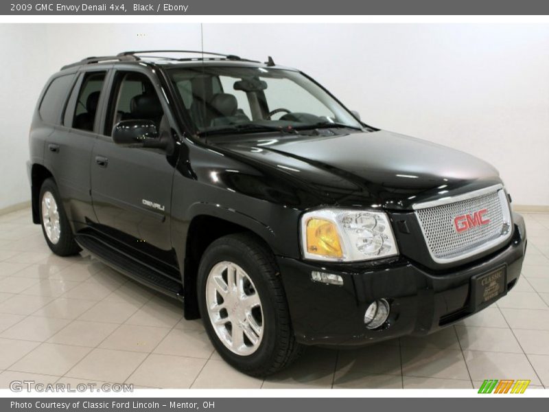 Black / Ebony 2009 GMC Envoy Denali 4x4