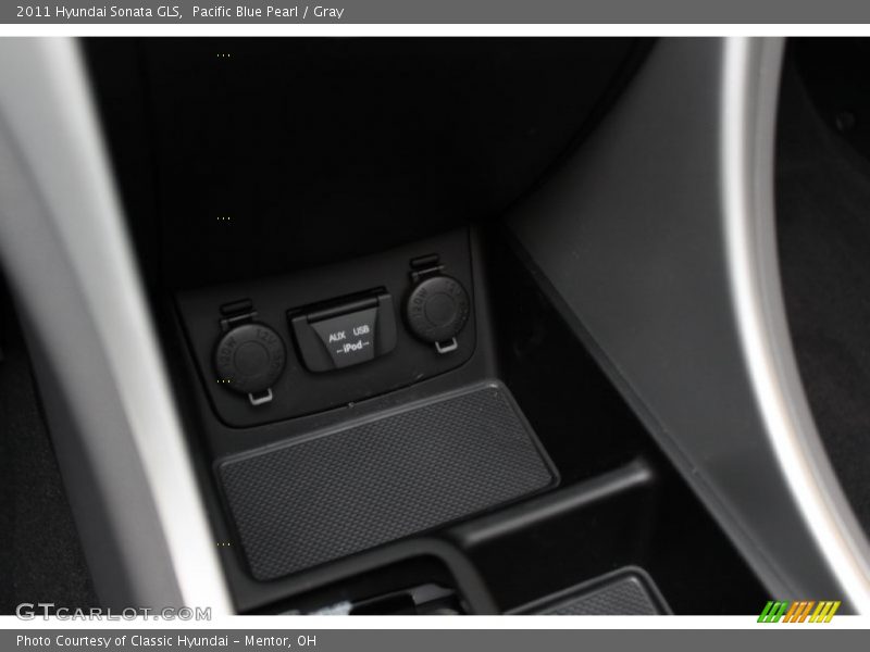 Pacific Blue Pearl / Gray 2011 Hyundai Sonata GLS