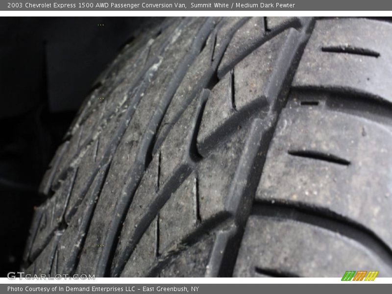 Summit White / Medium Dark Pewter 2003 Chevrolet Express 1500 AWD Passenger Conversion Van