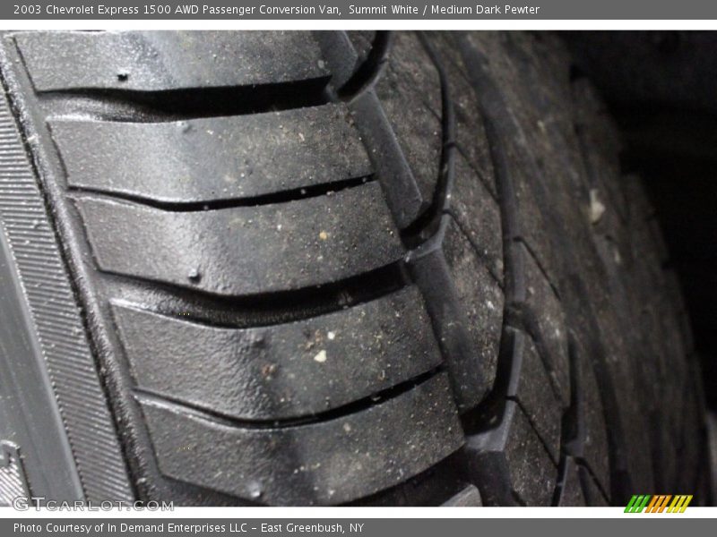 Summit White / Medium Dark Pewter 2003 Chevrolet Express 1500 AWD Passenger Conversion Van