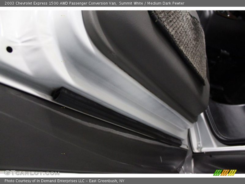 Summit White / Medium Dark Pewter 2003 Chevrolet Express 1500 AWD Passenger Conversion Van