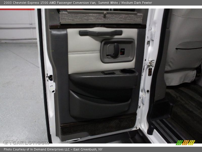 Summit White / Medium Dark Pewter 2003 Chevrolet Express 1500 AWD Passenger Conversion Van