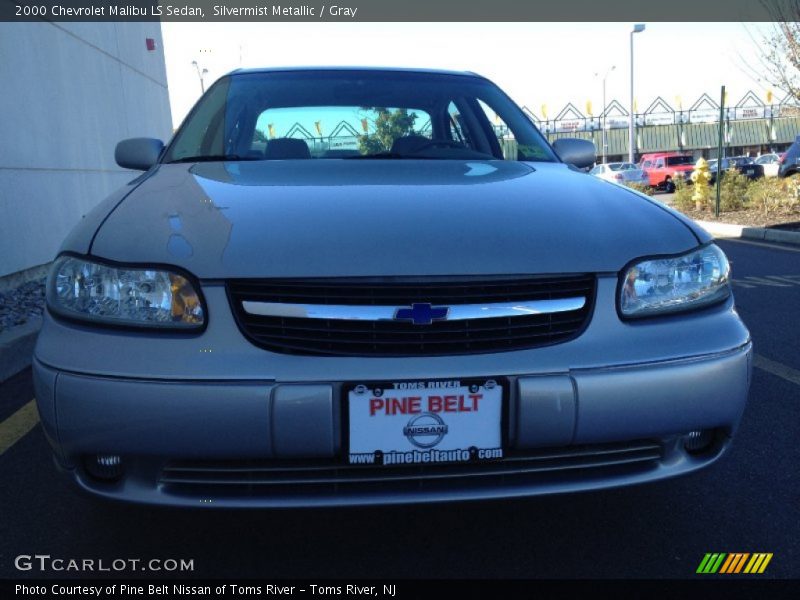 Silvermist Metallic / Gray 2000 Chevrolet Malibu LS Sedan