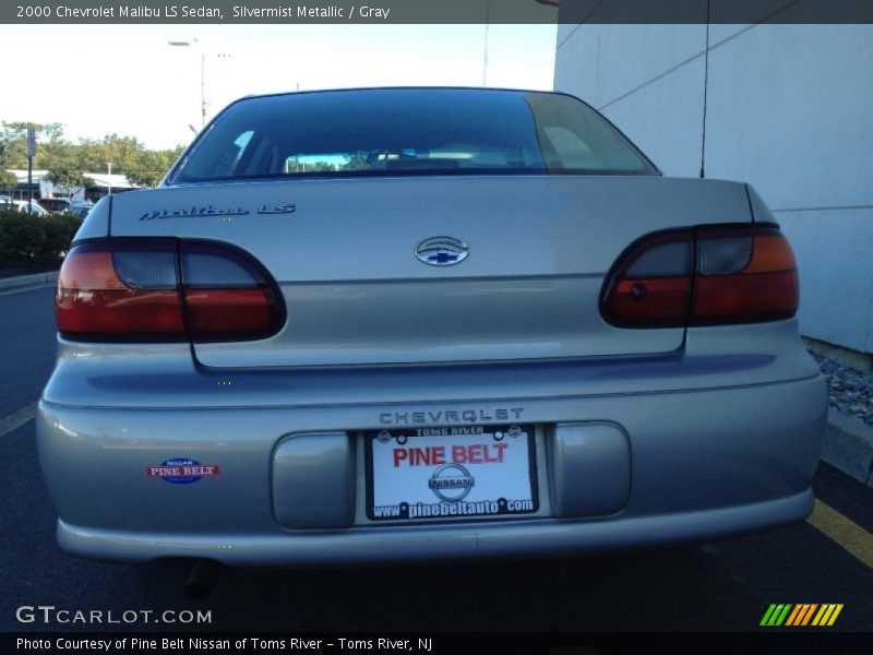 Silvermist Metallic / Gray 2000 Chevrolet Malibu LS Sedan