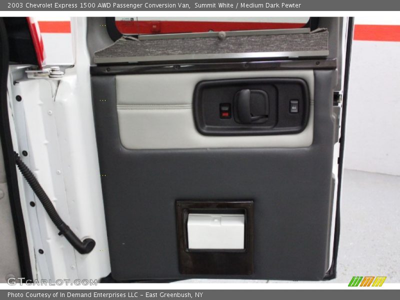 Summit White / Medium Dark Pewter 2003 Chevrolet Express 1500 AWD Passenger Conversion Van