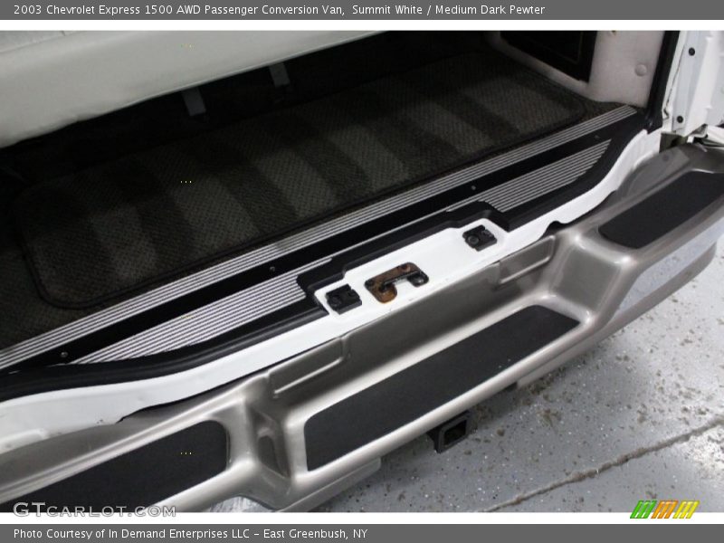 Summit White / Medium Dark Pewter 2003 Chevrolet Express 1500 AWD Passenger Conversion Van