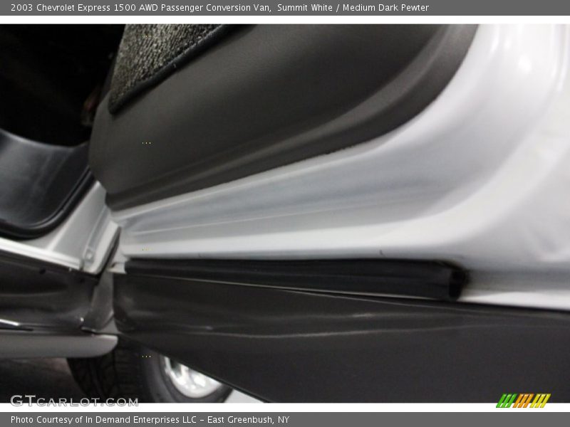 Summit White / Medium Dark Pewter 2003 Chevrolet Express 1500 AWD Passenger Conversion Van