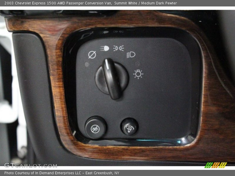 Summit White / Medium Dark Pewter 2003 Chevrolet Express 1500 AWD Passenger Conversion Van