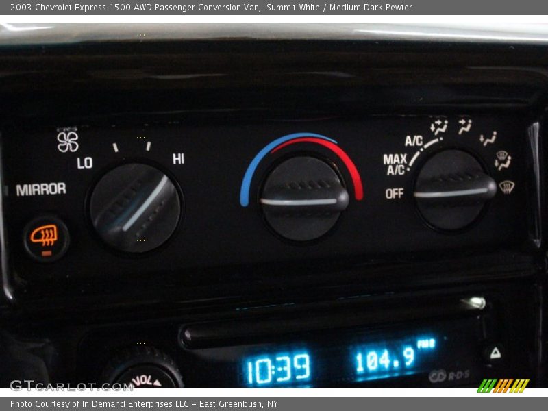 Summit White / Medium Dark Pewter 2003 Chevrolet Express 1500 AWD Passenger Conversion Van