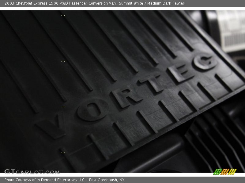 Summit White / Medium Dark Pewter 2003 Chevrolet Express 1500 AWD Passenger Conversion Van
