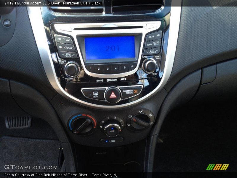 Marathon Blue / Black 2012 Hyundai Accent SE 5 Door