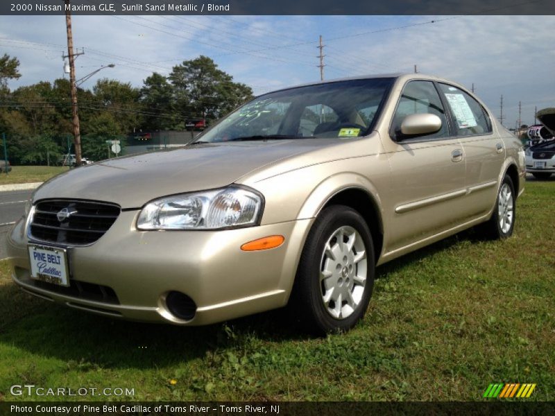Sunlit Sand Metallic / Blond 2000 Nissan Maxima GLE