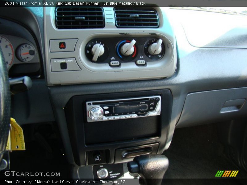 Just Blue Metallic / Black 2001 Nissan Frontier XE V6 King Cab Desert Runner