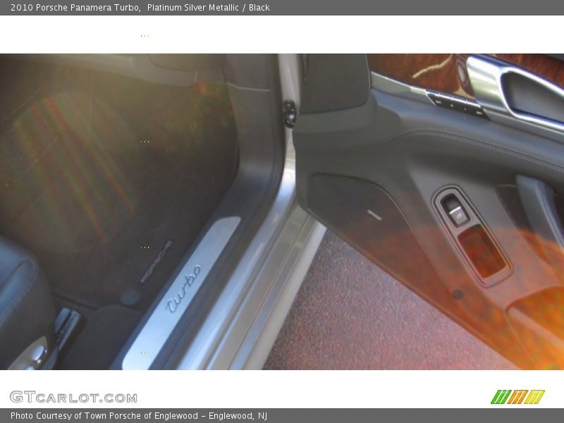 Platinum Silver Metallic / Black 2010 Porsche Panamera Turbo