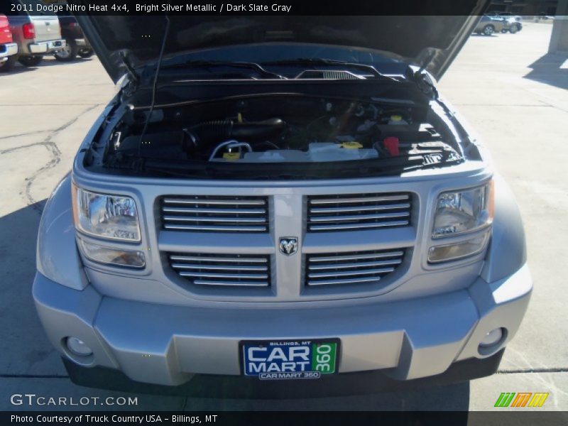 Bright Silver Metallic / Dark Slate Gray 2011 Dodge Nitro Heat 4x4