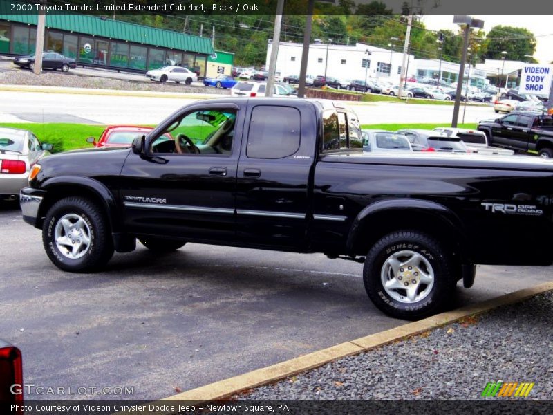 Black / Oak 2000 Toyota Tundra Limited Extended Cab 4x4