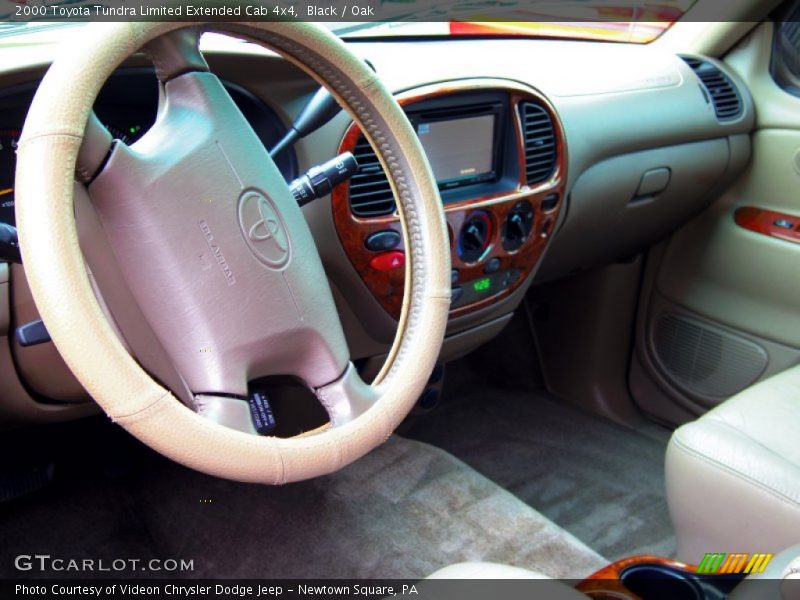 Black / Oak 2000 Toyota Tundra Limited Extended Cab 4x4