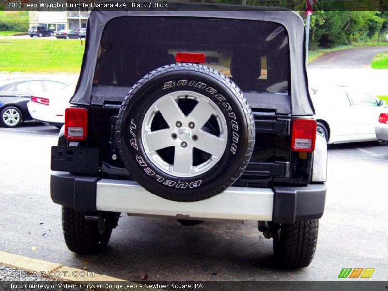 Black / Black 2011 Jeep Wrangler Unlimited Sahara 4x4