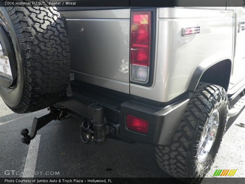 Pewter / Wheat 2006 Hummer H2 SUT