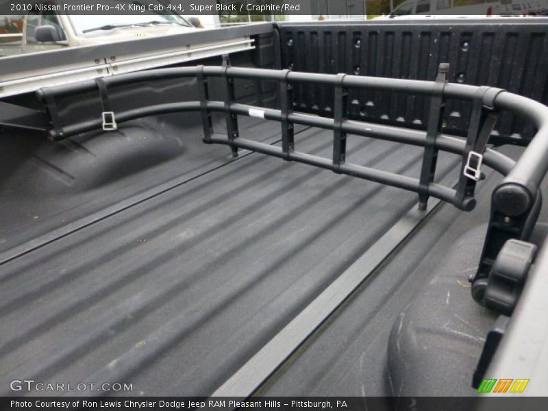 Super Black / Graphite/Red 2010 Nissan Frontier Pro-4X King Cab 4x4